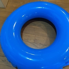 マリンシューズ　浮輪　ビーチボールの画像