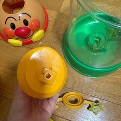 アンパンマンおもちゃ にぎって! おとして! 光るくるコロタワーの画像