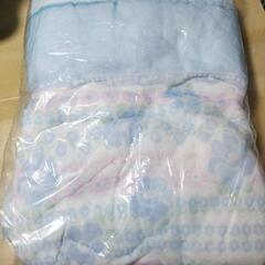 タグ付き新品未使用の肌ふとんの画像