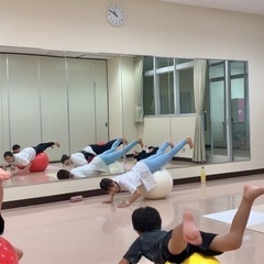バランスボールでエクササイズ♪しませんか？の画像