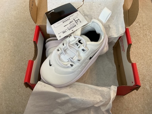 NIKE AIRMAX アクシス10cm