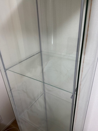 IKEA ガラスショーケース