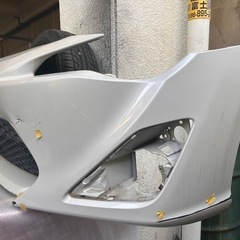 86 ZN6前期フロントバンパーの画像