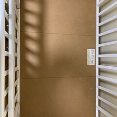 カトージ ハイタイプベビーベッド 木製／ホワイト／高さ調整可の画像