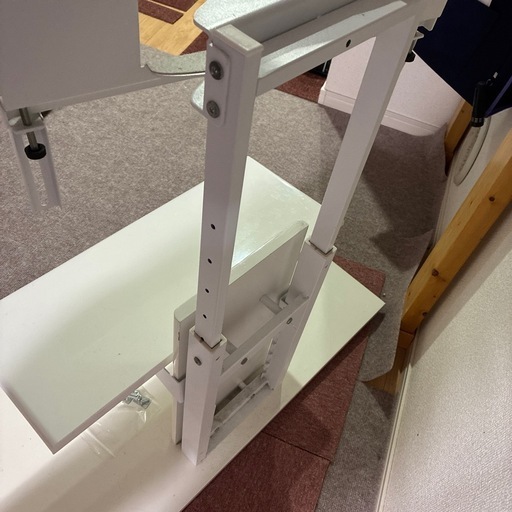 【商談中/定価19999円】　32〜65インチ テレビスタンド 壁掛け テレビ台　ホワイト
