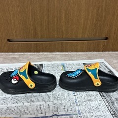 リザードンサンダルの画像