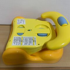 アップリカ バスチェア YE 91593／赤ちゃん用／コンパクト収納可の画像