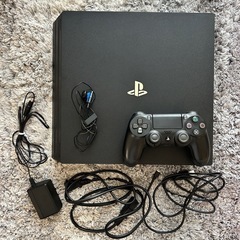 【美品】PS4 Pro 1TB 4K HDR 本体 コントローラー付きの画像