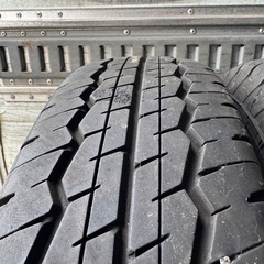 バリ山　DUNLOP ダンロップ　SP175 185/80R14 97/95N LT 夏タイヤ　2019年製　14インチの画像