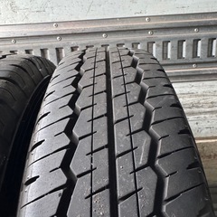 バリ山　DUNLOP ダンロップ　SP175 185/80R14 97/95N LT 夏タイヤ　2019年製　14インチの画像