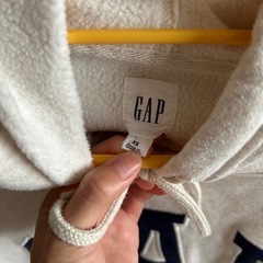 GAP パーカー　xsの画像
