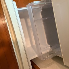 AQUA  ノンフロン冷凍冷蔵庫　AQR-16E3(KW)の画像