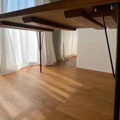 無垢材　ダイニングテーブルの画像