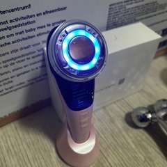 美顔器などの画像