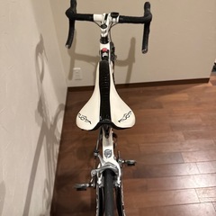 ロードバイク KUOTA KHARMAの画像