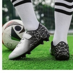 サッカースパイク マジックテープ　フットサル 人工芝　24.0 シルバーの画像