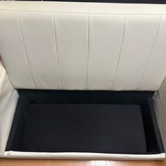【譲ります】収納付きソファー+オットマン付きの画像