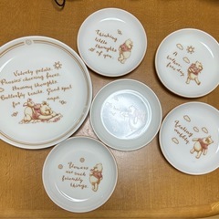 【新品】ディズニー　可愛いお皿セットの画像