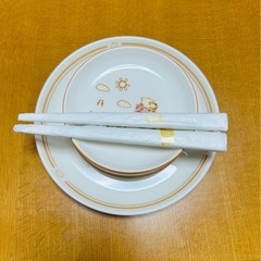 【新品】ディズニー　可愛いお皿セットの画像