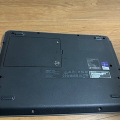 Acer TravelMate B117 11.6インチ、SSD128,メモリ4GBの画像