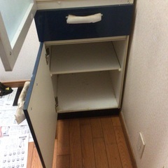 食器棚の画像