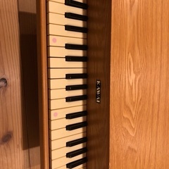 カワイ　KAWAI 河合楽器  木製ピアノ　ミニグランドピアノ　子供用の画像