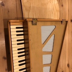 カワイ　KAWAI 河合楽器  木製ピアノ　ミニグランドピアノ　子供用の画像