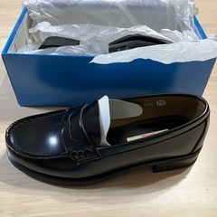 👞学生用ハルタ　 ローファー未使用新品　箱入　の画像
