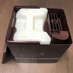コンパクトで場所を取らず使い勝手が良い加湿器です。年中使えます。の画像