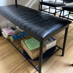 ダイニングテーブルセット（テーブル＋チェア2脚＋ベンチ）の画像