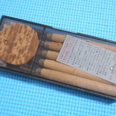 ほぼ新品　程度良　彫刻刀５本セットの画像