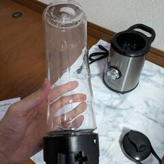 美品）HadinEEon ジューサー の画像