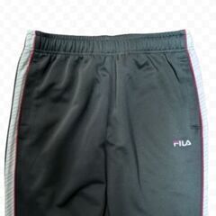 ＦILAのスポーツウエア・上下　新品同様の画像