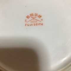 コーヒーカップとソーサーの画像