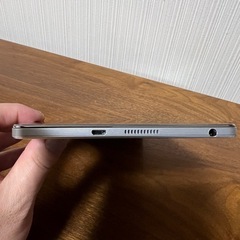 docomo d-tab d-02H 8型Androidタブレット の画像