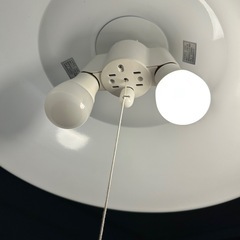 ニトリ ペンダントライト★3段階調光＋電球付きの画像