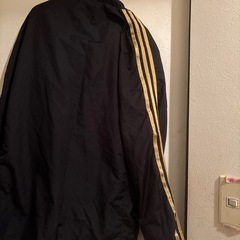 adidasの画像