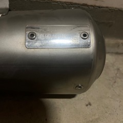 YZF-R25用AKRAPOVICサイレンサーの画像