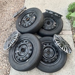 155/65R13 タイヤ20年製 鉄ホイール ４本 1台分セット（ホイールカバー付き）    　の画像
