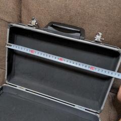 美品 アルミ製 アタッシュケース の画像