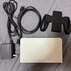 早い者勝ちNINTENDO SWITCH有機ELモデルの画像