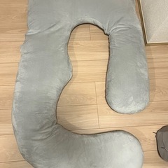 抱き枕 マタニティ　授乳クッションの画像