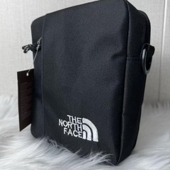 新品です🤗THE NORTH FACE ノースフェイス ショルダーバッグ 韓国限定‼️🤗の画像
