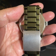 DIESEL クォーツ時計の画像