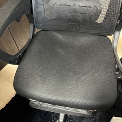 オフィスチェア　椅子　ゲーミングチェアの画像