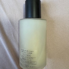 CHANELの化粧水の画像
