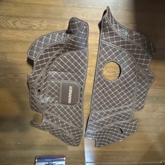HARRIER フロアマット ブラウン キルティング の画像