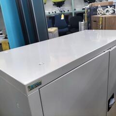 ●Ceha チェハ製 両開き書庫 幅88cm 高73cm オフィスキャビネット 両開き扉タイプ　オフィス家具 会社 事務所 公民館 店舗の画像