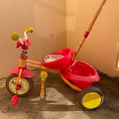 アンパンマン三輪車の画像