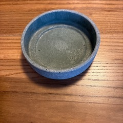 再生プラスチックの植木鉢の画像